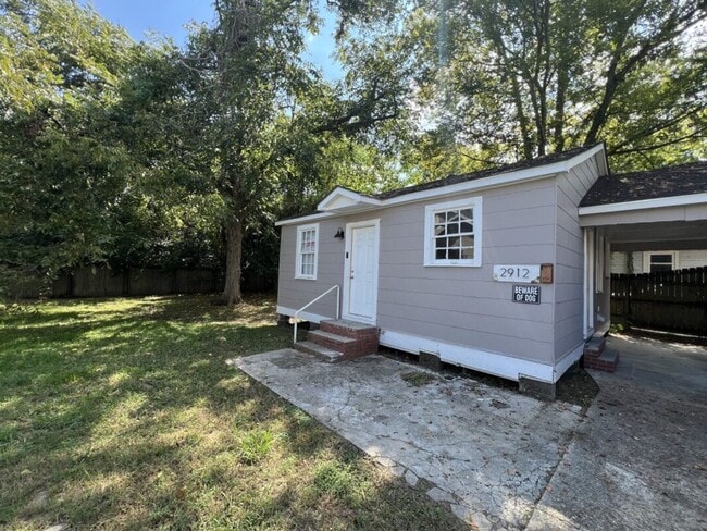 property at 2912 Convention St