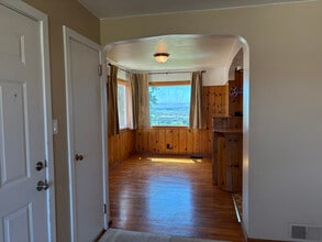 501 Grandview Ave in Sunnyside, WA - Building Photo - Building Photo