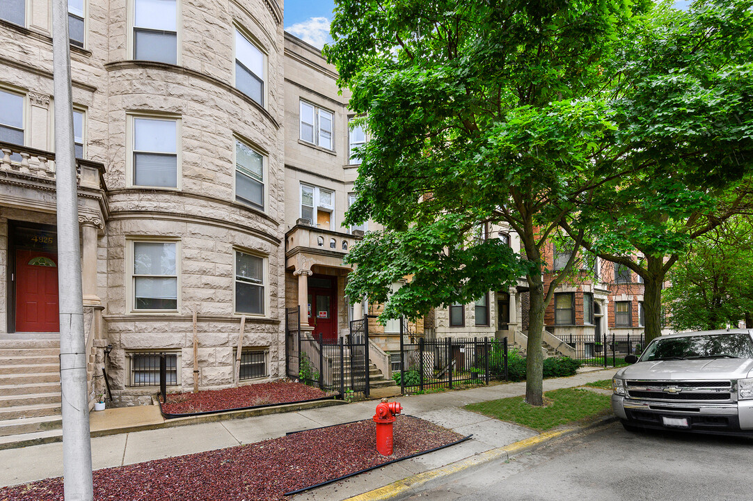 4929 S Vincennes Ave in Chicago, IL - Building Photo