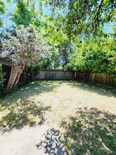 118 Baker Way in Modesto, CA - Building Photo - Building Photo