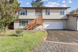6817 SW Oak St-Unit -1 in Tigard, OR - Building Photo - Building Photo