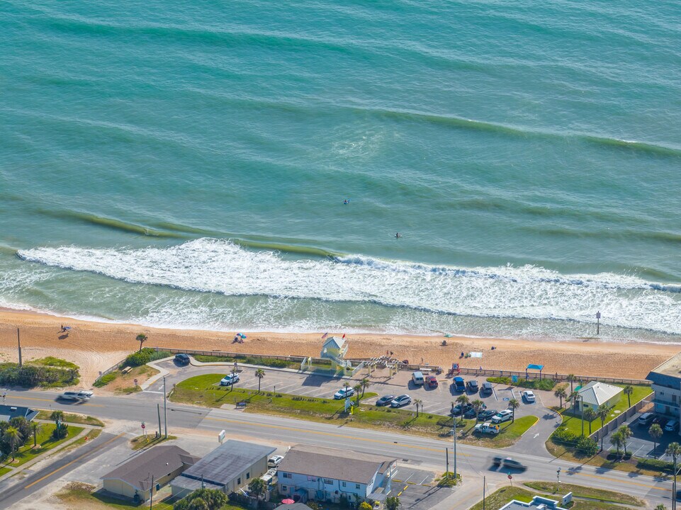 54 River Shore Dr in Ormond Beach, FL - Building Photo