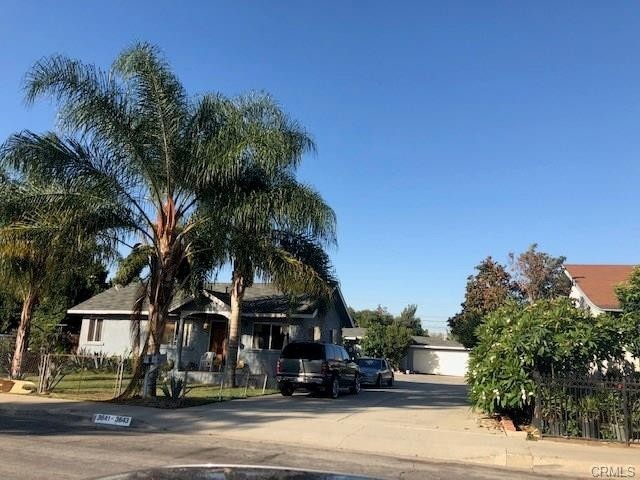 3641-3643 Brookline Ave in Rosemead, CA - Foto de edificio