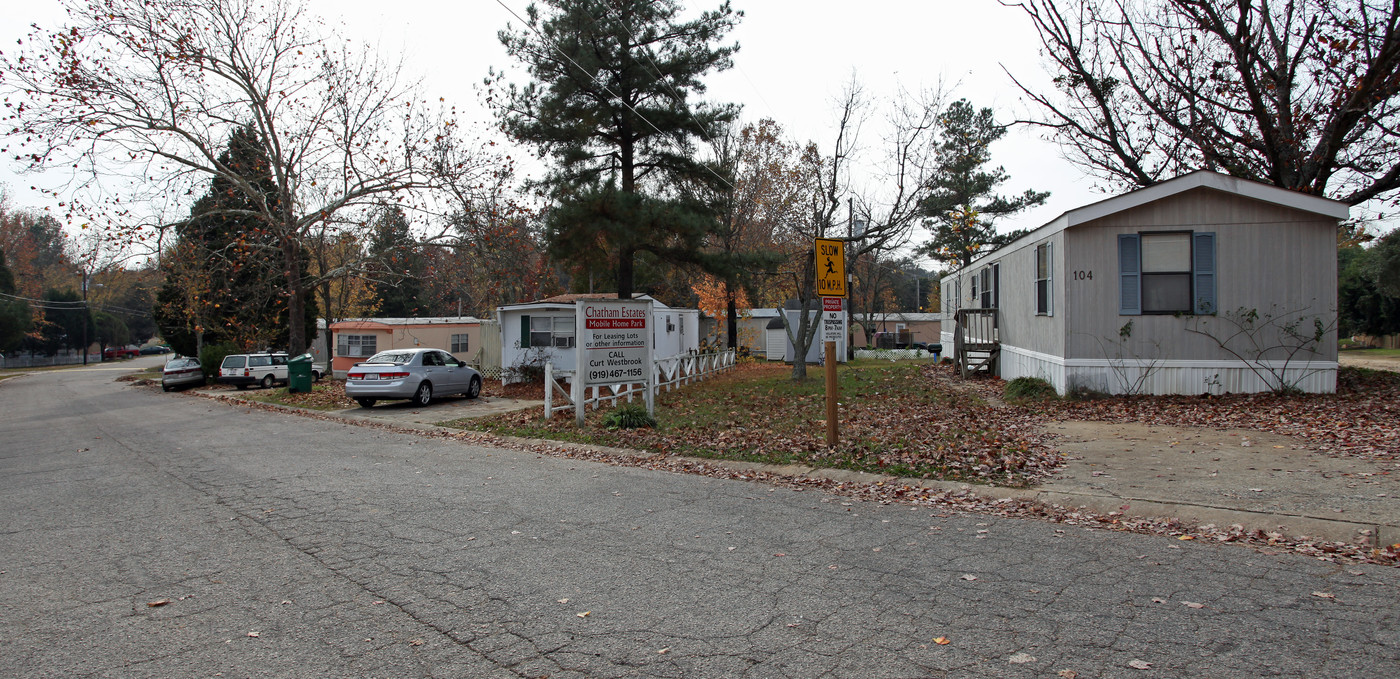 607 Cedar St in Cary, NC - Building Photo