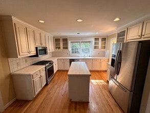 3506 Lochnora Pkwy in Durham, NC - Building Photo - Building Photo