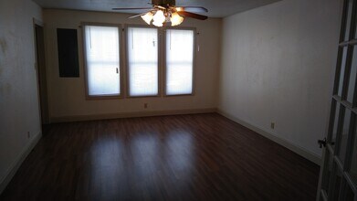 207 W 4th St in Deridder, LA - Building Photo - Building Photo