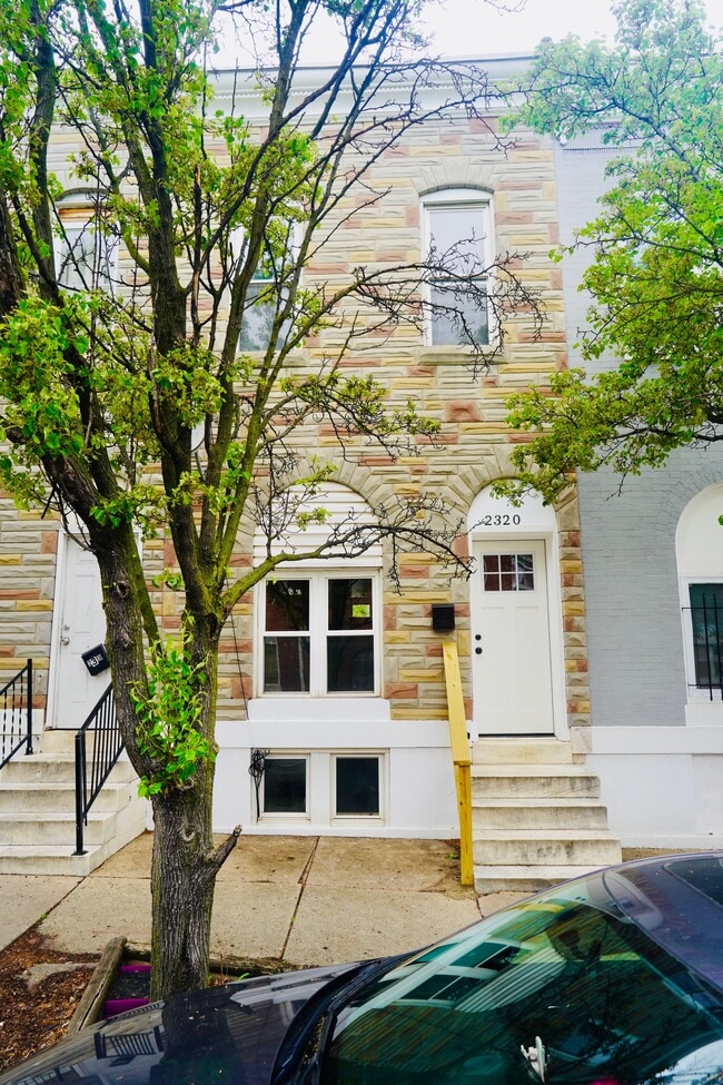2320 E Preston St in Baltimore, MD - Building Photo - Building Photo