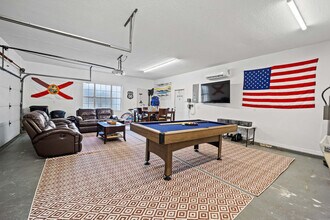 129 Cimmaron Dr in Palm Coast, FL - Foto de edificio - Building Photo