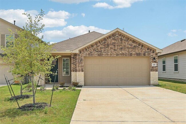 property at 528 Evergreen Sumac Lp
