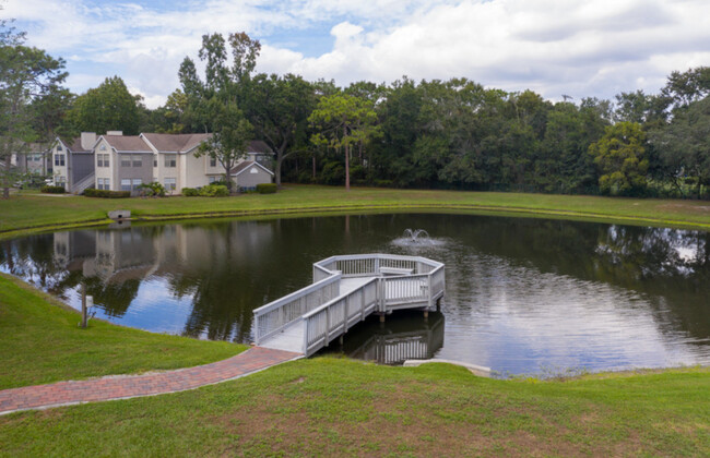 Creekbridge Crossing in Brandon, FL - Foto de edificio - Building Photo