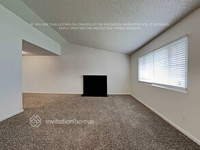 200 Bonfield Way in Sacramento, CA - Foto de edificio - Building Photo