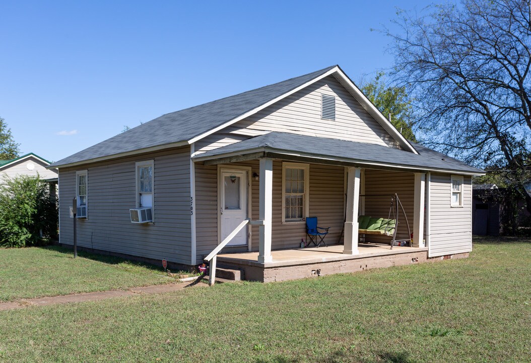 3701 Fairview St in Huntsville, AL - Building Photo