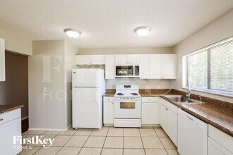 23311 Fitzpatrick Ave in Port Charlotte, FL - Building Photo - Building Photo