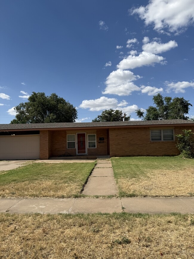 property at 3208 37th St
