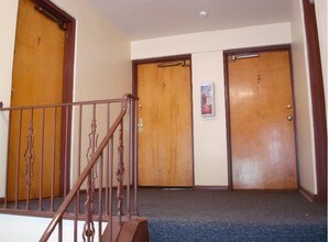 Hillside Apartment in Cincinnati, OH - Building Photo - Interior Photo