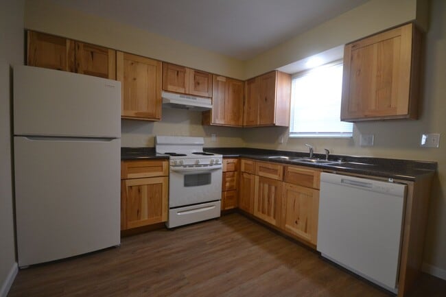 property at 1909 Westmoor Dr