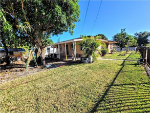 5451 SW 5th Terrace in Coral Gables, FL - Building Photo - Building Photo