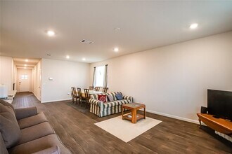 908 Vogel Dr in Georgetown, TX - Building Photo - Building Photo