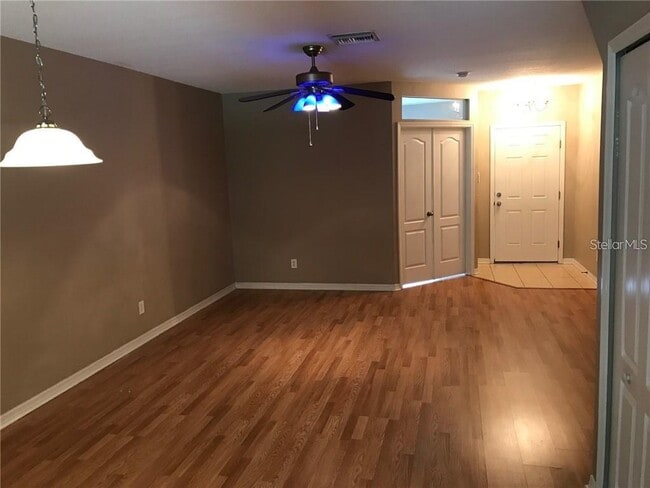 15776 Fishhawk Falls Dr in Fish Hawk, FL - Building Photo - Building Photo