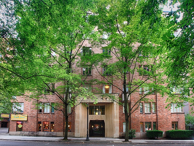 JEANNE MANOR APARTMENTS (JEAN01)