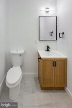 2350 N 16th St in Philadelphia, PA - Foto de edificio - Building Photo