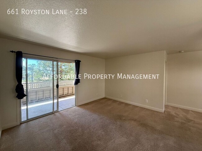 661 Royston Ln in Hayward, CA - Building Photo - Building Photo