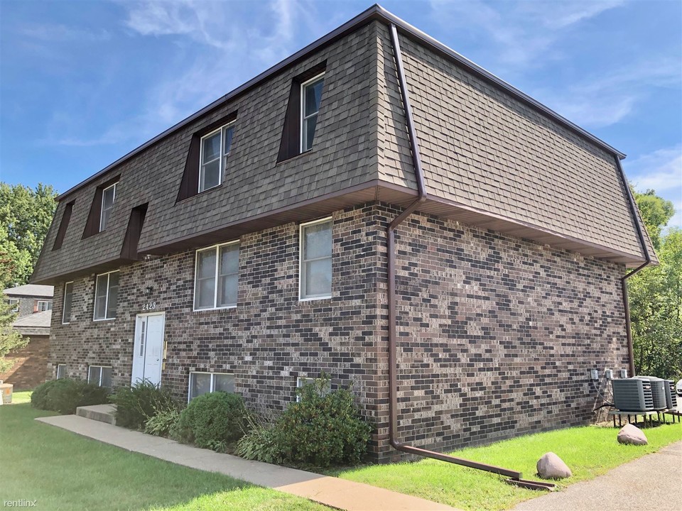 2423 E 50th St in Davenport, IA - Building Photo