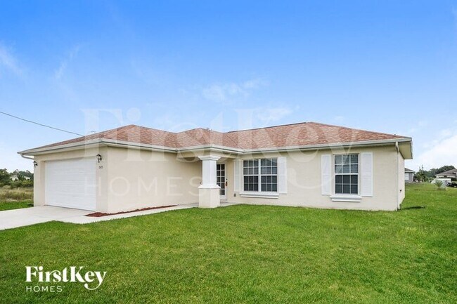 1145 Edgewood St E in Lehigh Acres, FL - Foto de edificio - Building Photo