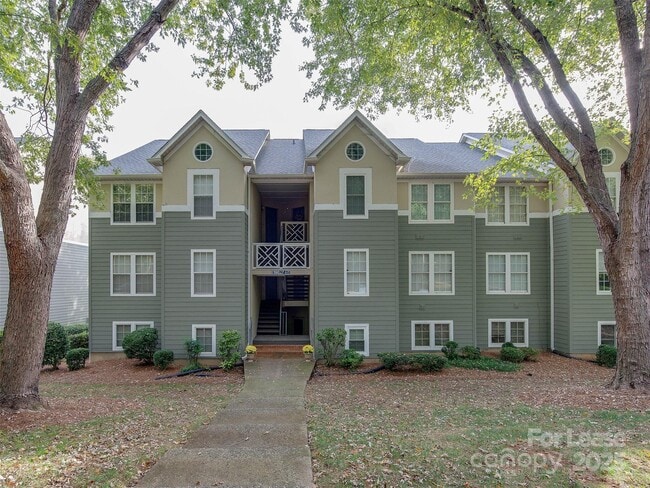 property at 19827 Henderson Rd