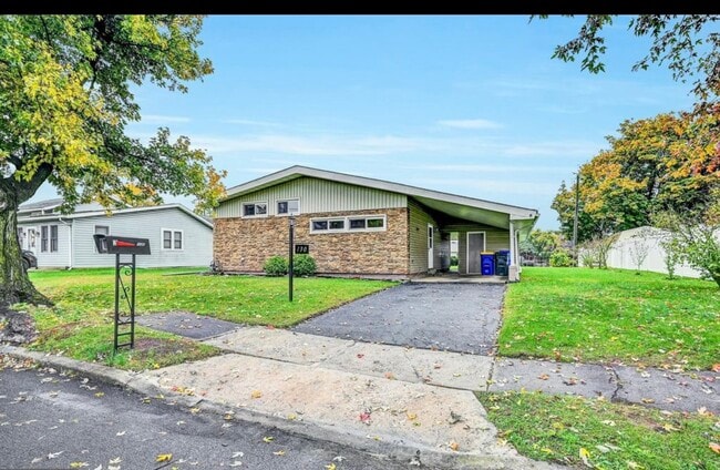 property at 130 Hull Dr