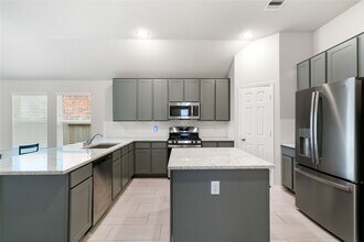 1859 Cypress Canyon Trail in Conroe, TX - Building Photo - Building Photo