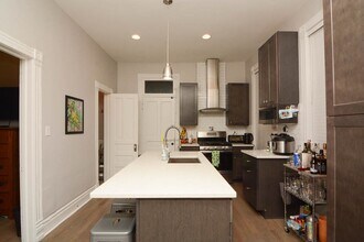949 N Winchester Ave, Unit 1F in Chicago, IL - Building Photo - Building Photo