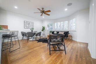 2514 Alameda de las Pulgas in San Mateo, CA - Building Photo - Building Photo