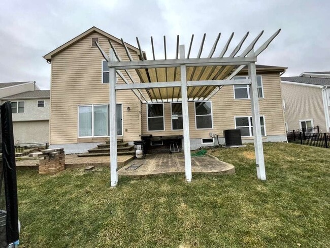 6170 Ravenhill Rd in Hilliard, OH - Building Photo - Building Photo