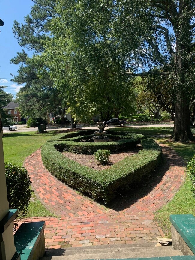 105 Whitehead Ave NE in Wilson, NC - Building Photo - Building Photo