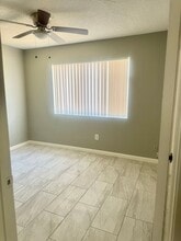 529 Knotts St in Bakersfield, CA - Building Photo - Building Photo