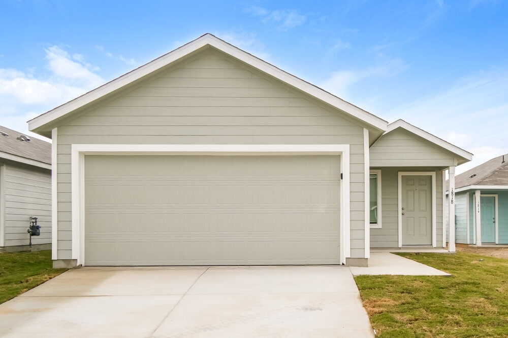 1818 Musk Rose in Converse, TX - Building Photo