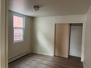 201 16th St, Unit Apt.3 in Union City, NJ - Foto de edificio - Building Photo