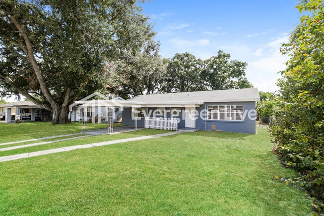 2307 Freemason St in Lakeland, FL - Building Photo - Building Photo