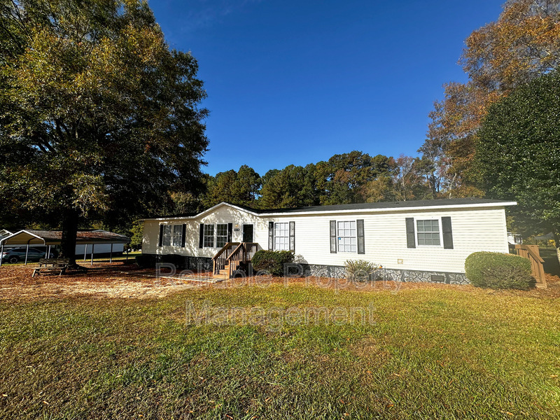 9100 Dorchester Ln in Willow Spring, NC - Building Photo