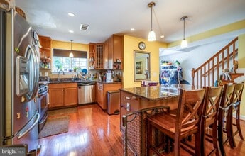 4173 S Four Mile Run Dr in Arlington, VA - Building Photo - Building Photo