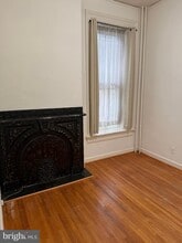 232 W Main St in Waynesboro, PA - Foto de edificio - Building Photo