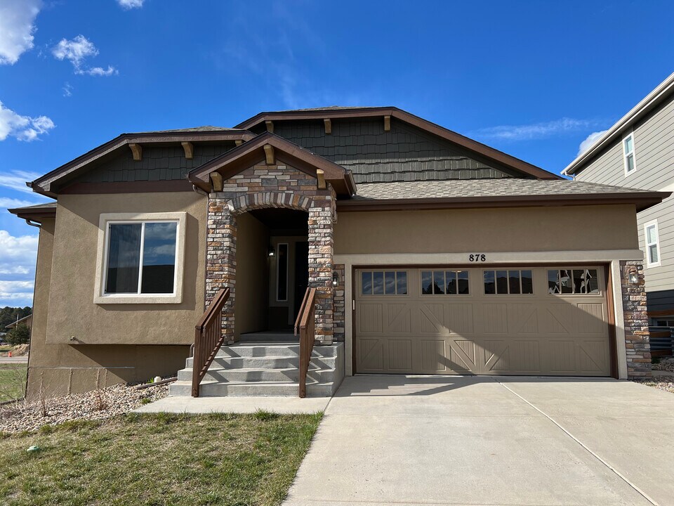 878 Gold Canyon Rd in Monument, CO - Building Photo