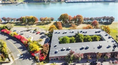 1 Front St in New Haven, CT - Building Photo - Building Photo