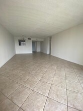 2828 Tennis Club 502 Dr in West Palm Beach, FL - Building Photo - Building Photo