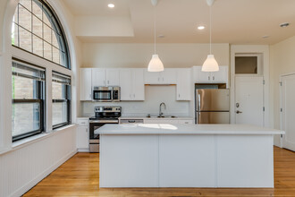 Smith School Lofts in Oshkosh, WI - Building Photo - Interior Photo