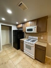 8309 S Brookline Ave in Oklahoma City, OK - Foto de edificio - Building Photo