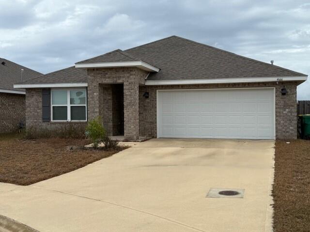 4666 Honor Guard Wy in Crestview, FL - Building Photo