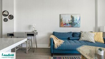 305 Dr. M.L.K. Jr St S in St. Petersburg, FL - Building Photo