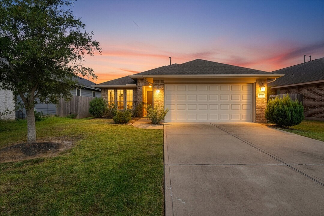 19010 Whitehaven Bend Ln in Richmond, TX - Building Photo